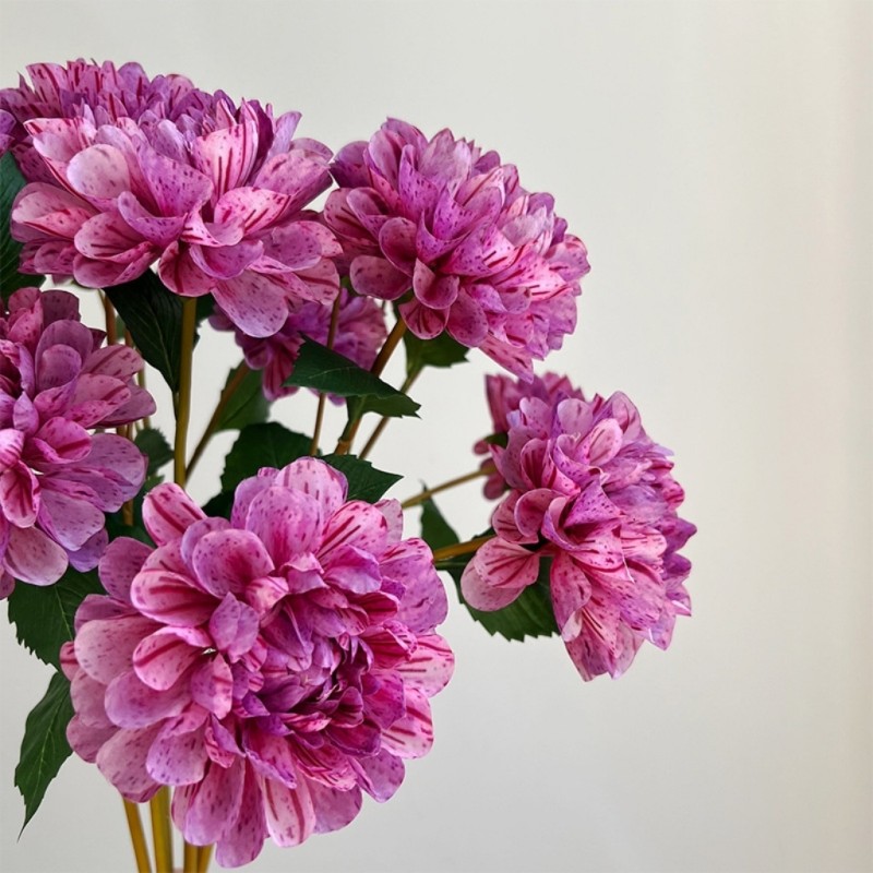 Speckled Purple Artificial Dahlia Stem Wholesale | Vintage Silk Wedding Filler Flower | Kingyee Flora - Image 4