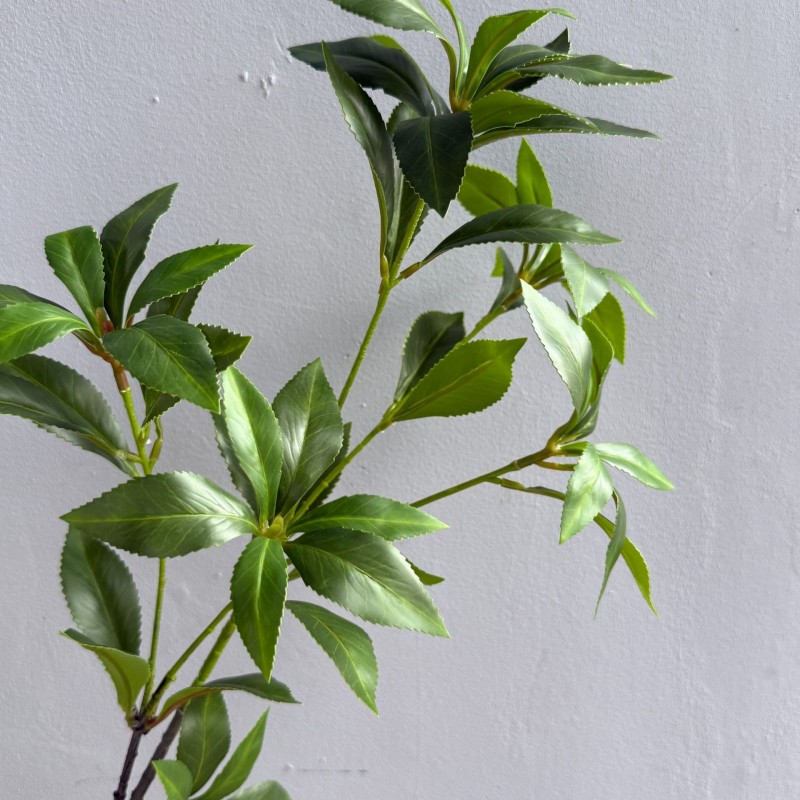 Artificial Pieris Japonica Greenery Stem Wholesale | Kingyee Flora - Image 3